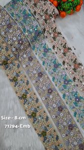 Dentelles brodées florales en sequins sur mesure de 1'' 1 7/8'' de large, style vintage écologique, 100% coton, garnitures élégantes pour projets - Product Image 3