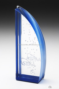 Trofeo de Reconocimiento Acrílico Artfulcosmos de 10-20 mm con Grabado Personalizado para Eventos Corporativos y Logros - Product Image 4