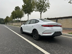 Tout nouveau 2025 BYD Qin Plus 1.5L 101HP L4 E-CVT PHEV pour les ventes - Product Image 3