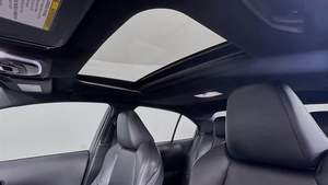 TO-YO-TA COROLLA XSE 2024 Usado en Buen Estado - Product Image 6