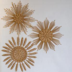 Cesta colgante de pared de ratán artesanal tradicional Sun, decoración de pared para bebé, decoración del hogar, hecho en Vietnam - Product Image 2