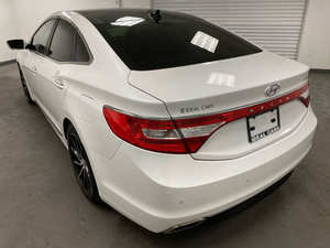 2017 Hyundai Azera Limited 4dr Sedan Fast Running Used Clean Cheap Wholesale Accident Free for <b>Sale</b> - Product Image 3