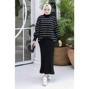 ชุดเสื้อผ้า2ชิ้นสีดำ XS-XL ลำลองผ้าฝ้ายและผ้าสแปนเด็กซ์ทอและกางเกงขาสั้นสำหรับฤดูร้อนและฤดูใบไม้ร่วงสินค้าออกใหม่ - Product Image 1