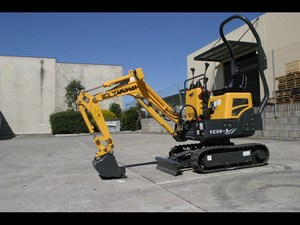 Mini excavadora Liyuan, componentes de Motor, engranaje de 5688 lb, peso operativo, excavadora sobre orugas, sistema totalmente hidráulico - Product Image 3