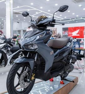 Listo para enviar SUZUKII Burgmans 400cc Grado de bricolaje industrial personalizable con soporte OEM y ODM - Product Image 5