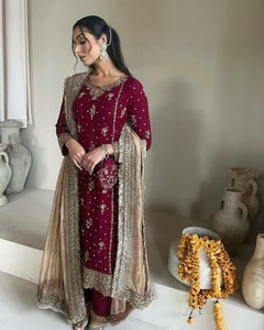Nuevo Conjunto de Salwar y Palazzo de Seda Banarasi Estilo Himachali para Novia, Fiesta o Evento Especial con Dupatta, Diseño Personalizado y Cómodo, 2025 - Product Image 2