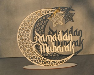 Letrero de Madera Personalizado de Fábrica para Hogar, Negocios y Área de Recepción, Disponible a Precio Accesible - Product Image 1