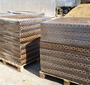 Briquettes de biomasse bois pour système de chauffage, origine DE - Product Image 2