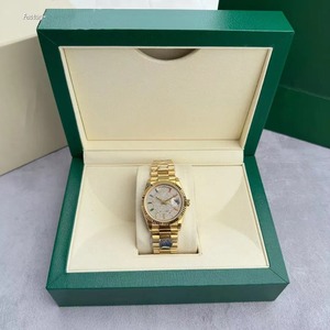 Reloj de Lujo en Oro Amarillo con Caja Redonda de 40 mm, Cristal de Zafiro, Movimiento Mecánico (ETA), Correa de Acero Inoxidable, Unisex - Product Image 3