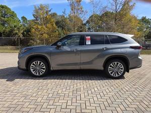 (H&S) Toyota Highlander 2026 d'occasion - Product Image 2
