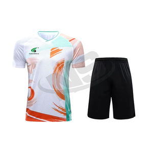 Meilleur fabricant d'uniformes de tennis Impression de logo personnalisé Vêtements de sport à séchage rapide en polyester 100% de haute qualité pour l'équipe et l'entraînement - Product Image 1
