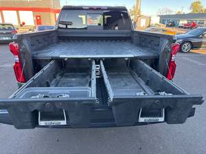 Chevrolet Silverado 1500 ZR2 Crew Cab 4WD Usada del 2023 - Product Image 6