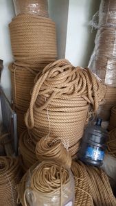 Top qualité 100% naturel orienté vers l'exportation Jute couleur naturelle bobine paquet rotin Jute Hessian corde du Bangladesh - Product Image 2