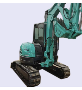 Excavadora de cadenas Kobelcco K55SR usada con motor diésel EURO 5 y sistema hidráulico completo, motor y bomba, en venta en Europa - Product Image 1
