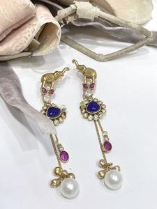 Pendientes elegantes de fusión largos chapados en oro de la mejor calidad de diseñador para mujeres y niñas para la colección de bodas y fiestas - Product Image 3