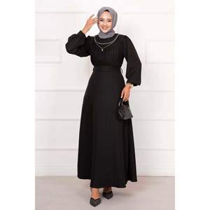 Robe Hijab noire personnalisée avec plissage sur le devant modeste longue Abaya musulmane pour l'hiver taille XS - Product Image 3