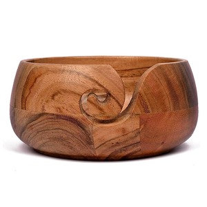 Bol à fil en bois naturel avec trou de guidage de fil lisse - Product Image 1