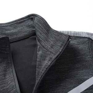 2025 nueva llegada Light Wight hombres chándal personalizado su propio diseño hombres chándal para venta en línea - Product Image 4