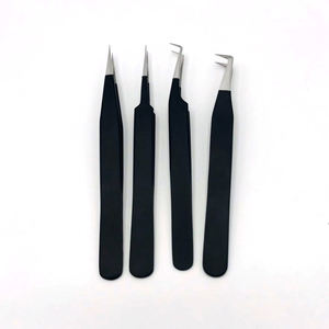 Pinzas de Precisión RMI para Extensión de Pestañas de Acero Inoxidable, Puntas Curvas y Rectas de Fábrica / Punta Plateada / Color con Recubrimiento en Polvo Negro - Product Image 3