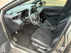Toyota GR Corolla Premium 2024 Usado, Transmisión Manual de 6 Velocidades, Tracción en las Cuatro Ruedas, Mayormente sin Modificaciones - Product Image 3