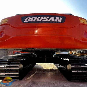 Excavadora de Orugas Doosan DX300LC-9C de Alta Calidad, Pocas Horas de Trabajo, Segunda Mano, Importada a Bajo Precio - Product Image 1