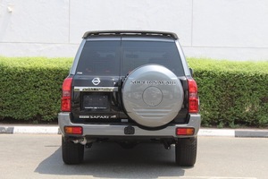 <span class=keywords><strong>Nissan</strong></span> Super Safari V8 4WD 2023 Noir, Voiture d'occasion toutes options, Prête à être expédiée dans le monde entier - Product Image 5