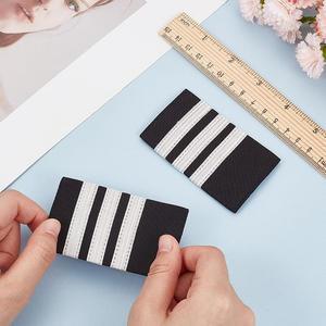 Epaulette personalizada de primera calidad, insignia de la Marina Real con detalles bordados a mano, etiqueta de logotipo, marca para fines uniformes - Product Image 3