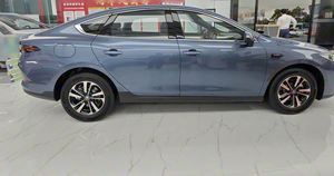 Coches Usados en Stock Disponibles: Construye tu Sueño con el Qin Plus 2025 Edición Conducción Inteligente 55 KM - Product Image 2