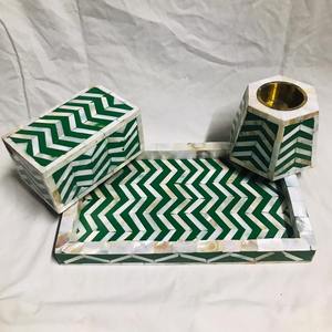 Ensemble de plateaux à bakhoor en incrustation d'os, parfait pour la décoration intérieure avec des motifs floraux et des motifs intemporels faits à la main - Product Image 1