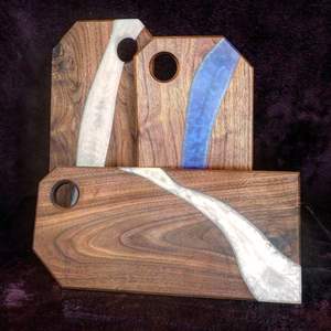 Planche à découper en résine écologique et bois, multicolore, 1,5 cm d'épaisseur, design vibrant, facile à nettoyer, pour les chefs à domicile et les passionnés de cuisine - Product Image 6