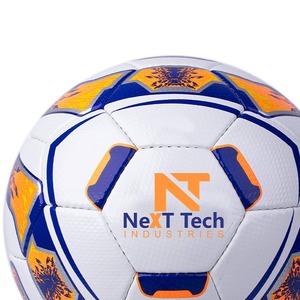 Balón de entrenamiento de fútbol de Next Tech Industries, material de PU para fines de entrenamiento con diseño personalizado y logotipo personalizado - Product Image 6