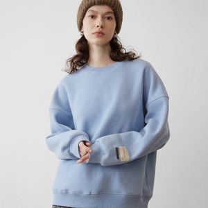 Jersey personalizado de alta calidad para mujer sudadera impresa fábrica al por mayor fabricación Premium para ropa de otoño - Product Image 2