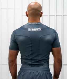 Rashguard à manches courtes pour homme, respirant, avec empiècements en mesh, protection UPF50+, écologique et antibactérien, gris - Product Image 5