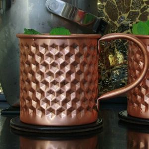 Juego de 4 Tazas Moscow Mule de Cobre Martillado con Asa de Latón, Diseño Moderno, Jarra de Cobre para Beber Cerveza, Ecológicas - Product Image 4