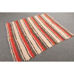 Vintage Rug, 4.7x5.5 ft Area Rug, <b>Red</b> Floral <b>Wool</b> Turkish Rug - Product Image 4