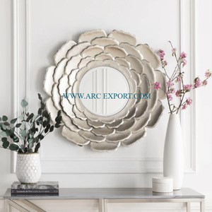 Qualité supérieure Métal Plaqué Or Fait à la Main Nouveau Style Fantaisie Miroir Mural Suspendu Top Meilleure Vente Décor À La Maison Miroir Mural Moderne - Product Image 3
