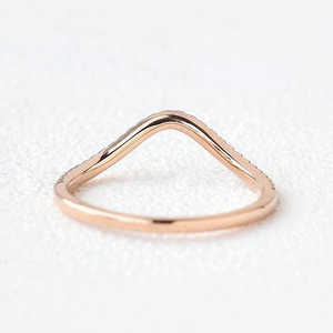 Anillo de Boda de Plata de Ley 925 con Baño de Oro Rosa Vintage, Corte Brillante Redondo, Forma Curva, Moissanita, Joyería Premium para Mujer - Product Image 2