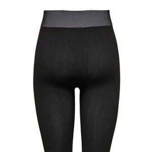 เลกกิ้งผู้หญิงพิมพ์ลายคุณภาพดีระบายอากาศได้ราคาต่ํา / มีจําหน่ายในดีไซน์ใหม่พร้อมขนาดและสีโลโก้ที่กําหนดเอง - Product Image 2