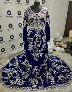 Caftán Marroquí Personalizado de Alta Calidad, Azul Rey, Diseño con Cuentas Hechas a Mano, Terciopelo, Varias Tallas para Adultos, Tradicional Musulmán - Product Image 4