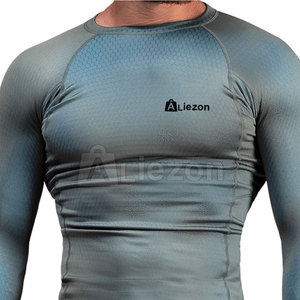 Peso ligero Slim Fit Hombres Camisas de compresión Entrenamiento Color sólido Camisas de compresión de alta calidad - Product Image 4