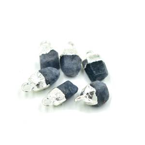 จี้แซฟไฟร์สีฟ้าดิบทำด้วยมือพลอยธรรมชาติขนาด8-10มม. เครื่องประดับอัญมณีอัญมณีที่หยาบ - Product Image 4