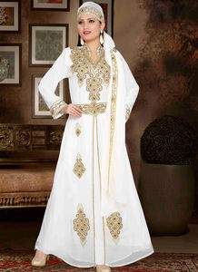 Caftan islamique georgette blanc brodé - Product Image 3