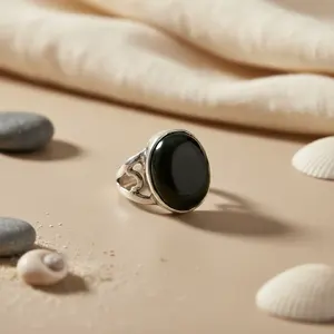 Anillo de Ónice de Plata 925 de Estilo Vintage para Mujer, Ajustable, Joyería de Diseño, Patrón de Mano a la Moda, Licenciado, Privado Disponible - Product Image 2