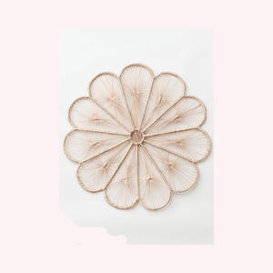 Camino de mesa de rafia y ratán tejido a mano de árbol | Acento casero de algas marinas hecho a mano 2025 para interiores rústicos bohemios y costeros - Product Image 4