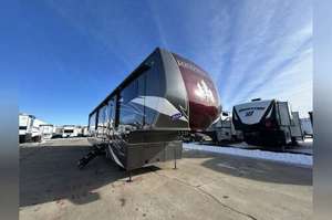 รถพ่วง Fairly KH USED 2023 Cross roads RED WOODs RW 4200FL Fifth Wheel สภาพดี ปี 2023 - Product Image 4