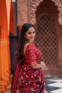 Vêtements ethniques à la mode dernière collection Dola Silk Lehenga & Dupatta avec feuille imprimée Work World Wide Exporter à vendre - Product Image 5