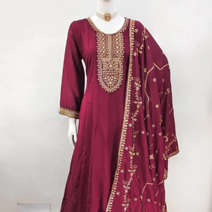 Soie lourde exquise Shalwar Kameez Micro soie intérieure marge de couture supplémentaire Dupatta confort de luxe pour les occasions de fête indiennes - Product Image 1