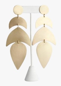 Pendientes Pieza de diseñador de moda Pendientes de metal Diseño de fundición Pendientes frescos para mujeres Accesorios de moda - Product Image 6