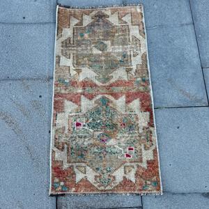 1.3x2.6 ft Vintage Rug, Turkish Small Rug, <b>Brown</b> Moroccan <b>Wool</b> Rug - Product Image 1