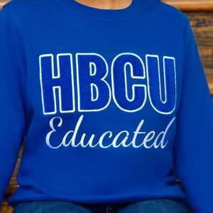 HBCU Zeta, sudadera de chenilla educada, bordado azul real y blanco, mezcla de algodón personalizada, hermandad griega, Divine Nine Apparel - Product Image 5